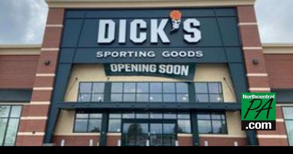 Carrie Underwood Partners With Dick's Sporting Goods To Launch