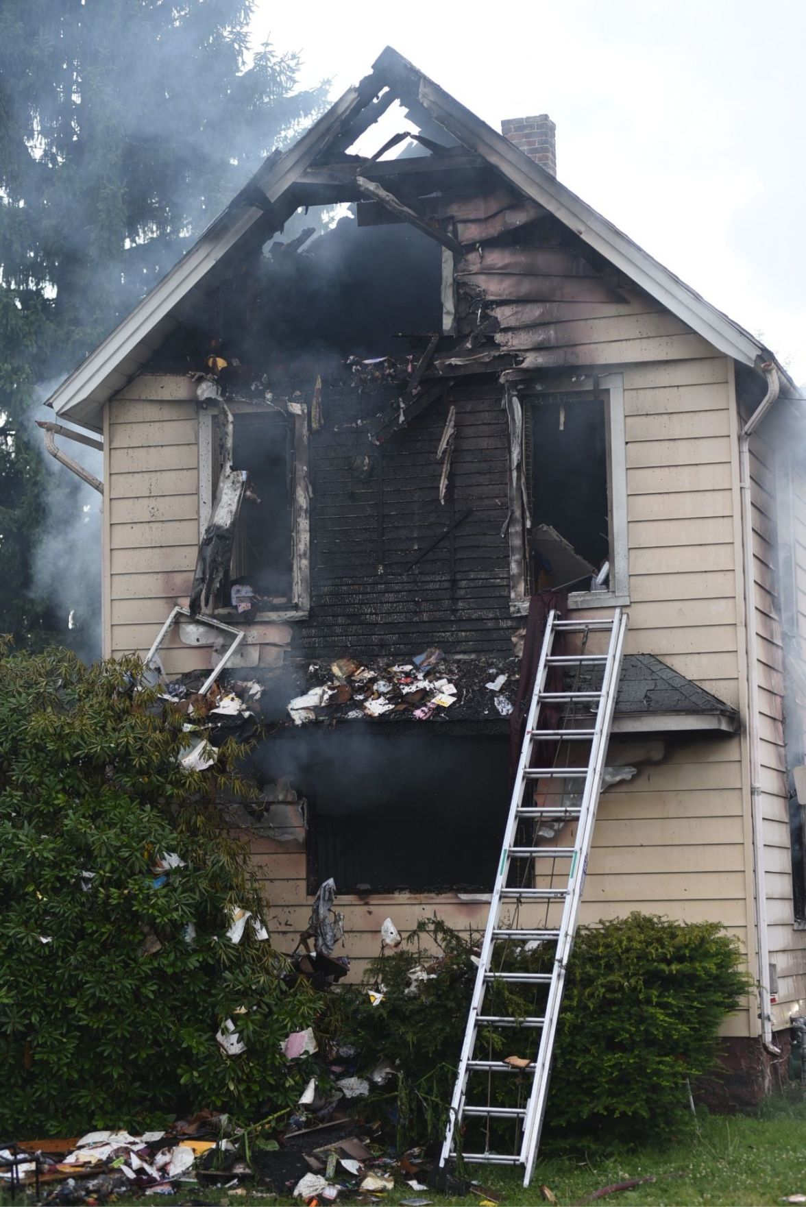 Afternoon fire destroys house on Rose St in Williamsport Local
