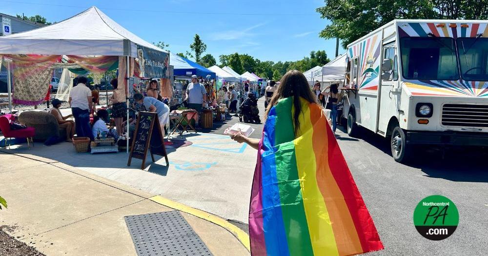 Lewisburg a mix of rainbows and smiles for Pridefest on Saturday - Vimarsana News