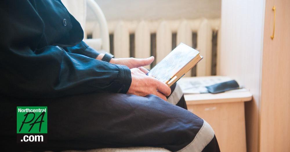 New report from PEN America documents vast book bannings in US prisons - Vimarsana News