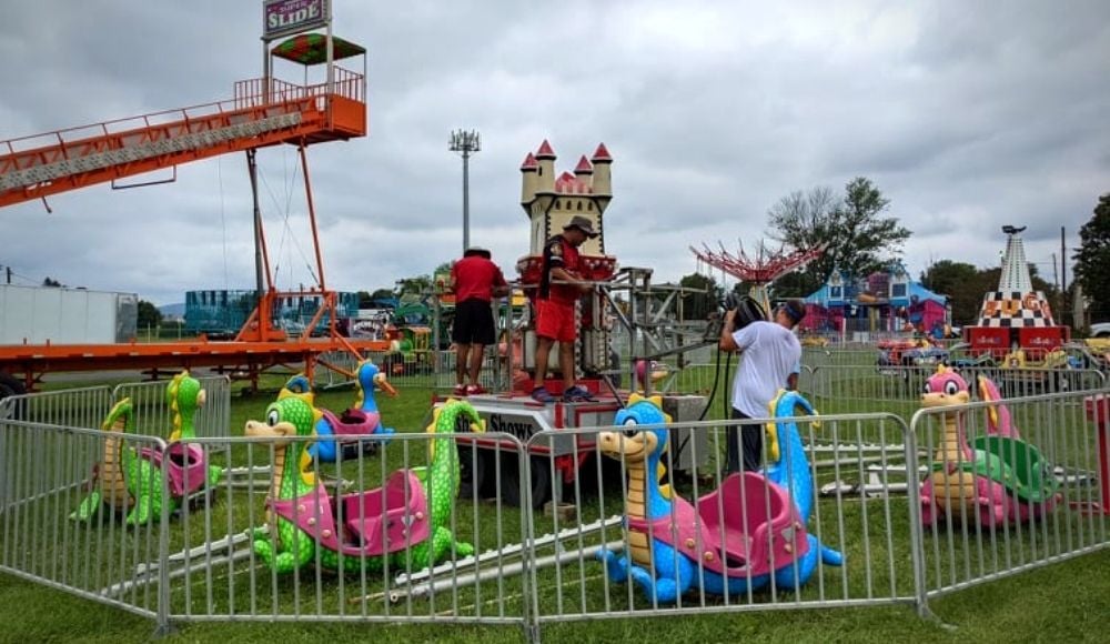 LycoFair_Settinguprides_CP_2021.jpg