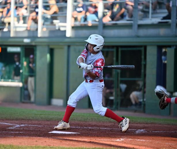 Luis Urías CRUSHES A THREE-RUN homer to give Team Mexico an early lead over  Team Japan! 