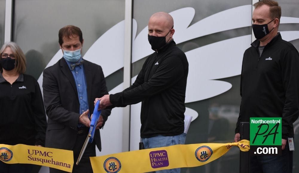 Area's newest medical marijuana dispensary celebrates grand opening