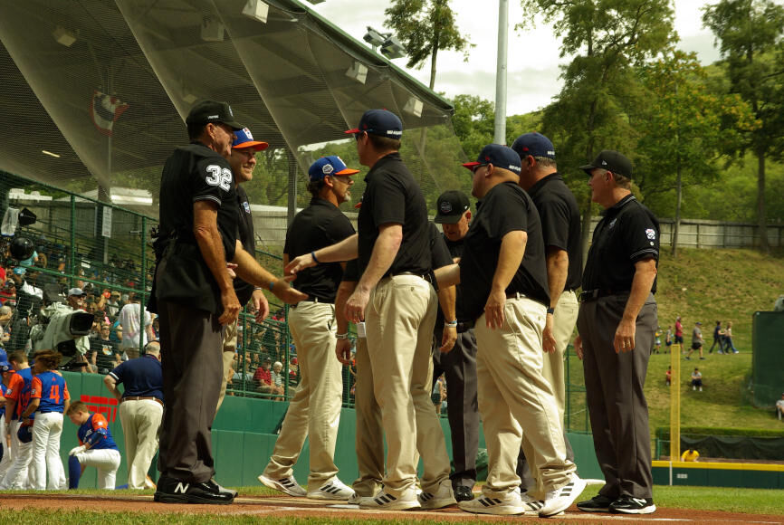 Another Chase Link home run fuels Hollidaysburg's third straight victory at Little  League World Series 