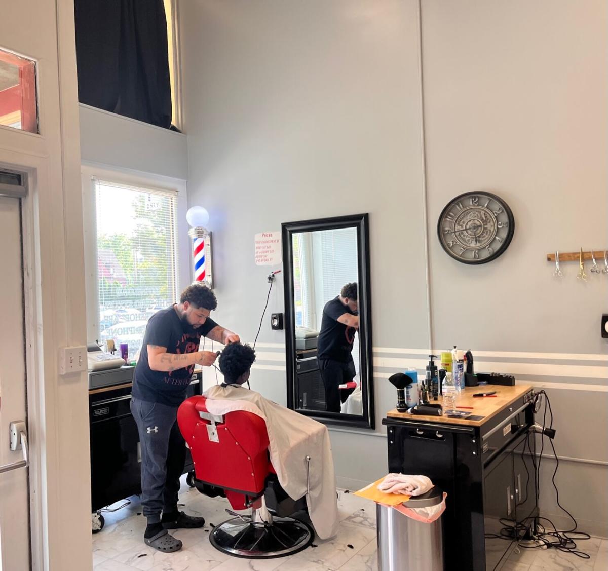 In style: Celebrity men's groomer brings expertise to Carmel City Center  shop • Current Publishing