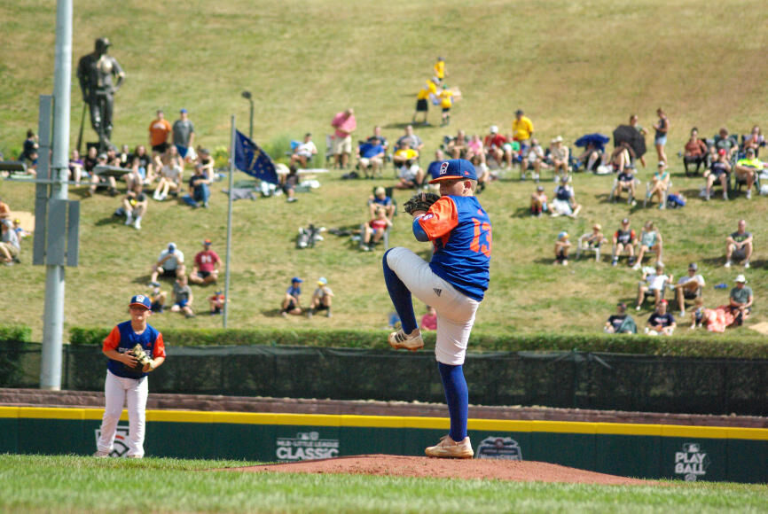 Another Chase Link home run fuels Hollidaysburg's third straight victory at Little  League World Series 