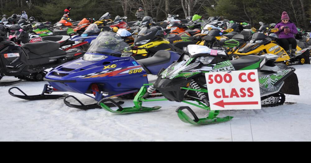 Gallery Central Pennsylvania Sleds and Treads hill climb at Ski Sawmill