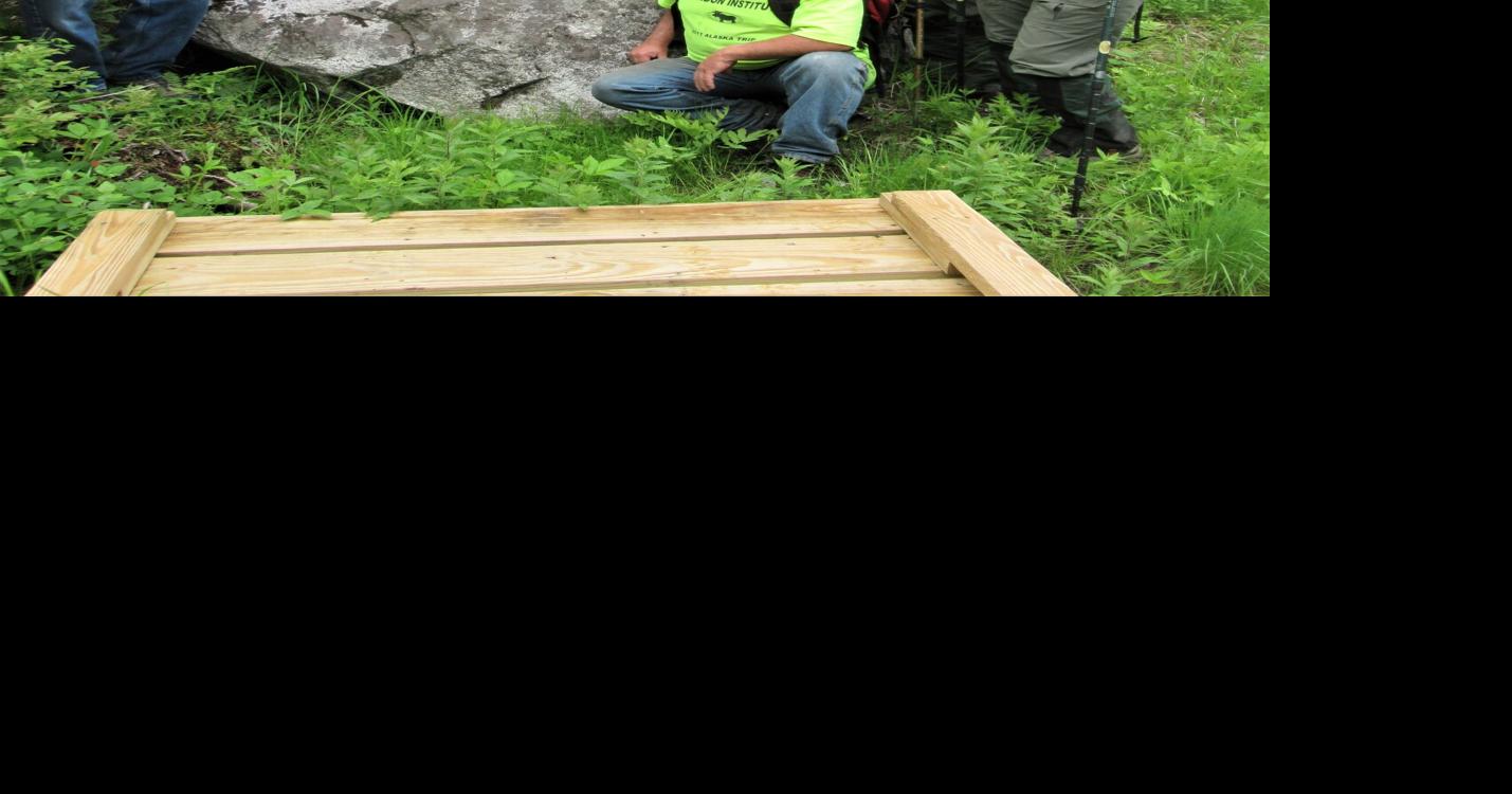 Economy Boost: Hiking on Mountaintops Fuels Vermont's Growth