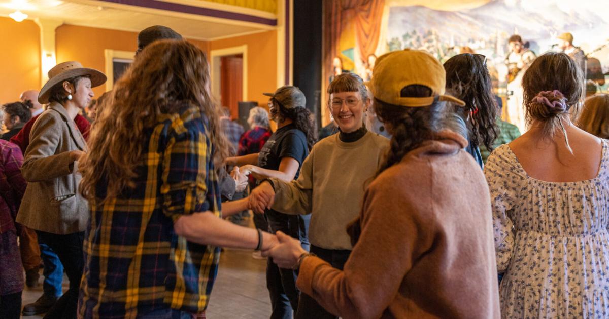 Square Dance Inventation Free square dance tour fills Hardwick's historic Town House | Features ...