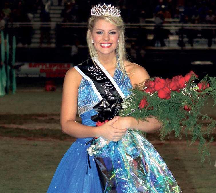 Towers crowned Sonoraville High School's 2017 Queen