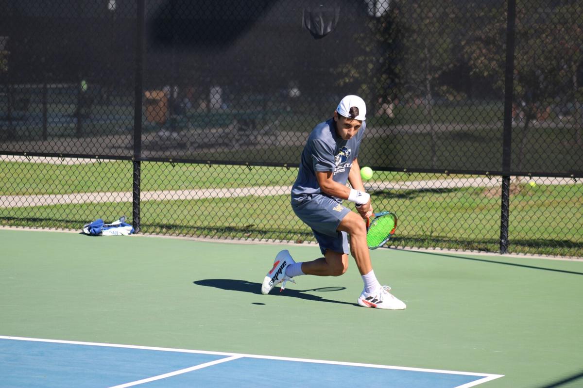 092521_RNT_Tennis1.JPG
