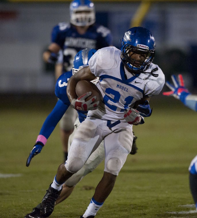 Model @ Armuchee High School Football | Gallery | northwestgeorgianews.com