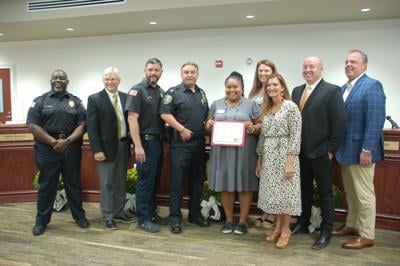 Misty Lewis honored for bravery after thwarting kidnapping