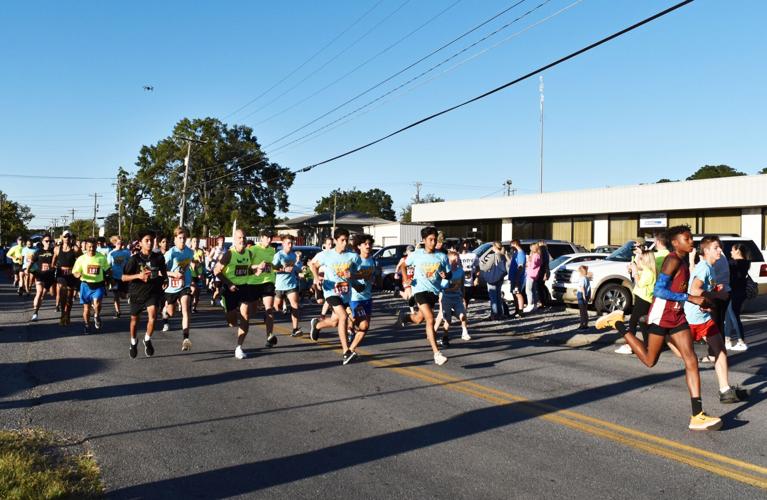 Crowds turn out for Unity Run 2022 Local