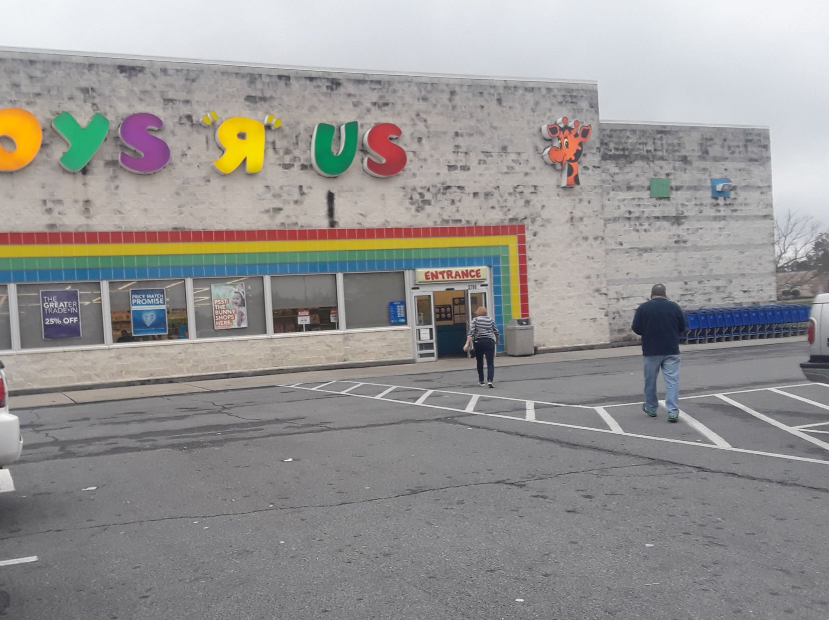 toys r us locations nyc