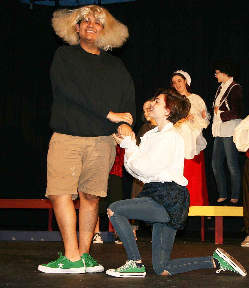 110318DressRehearsalRomeHigh1.jpg