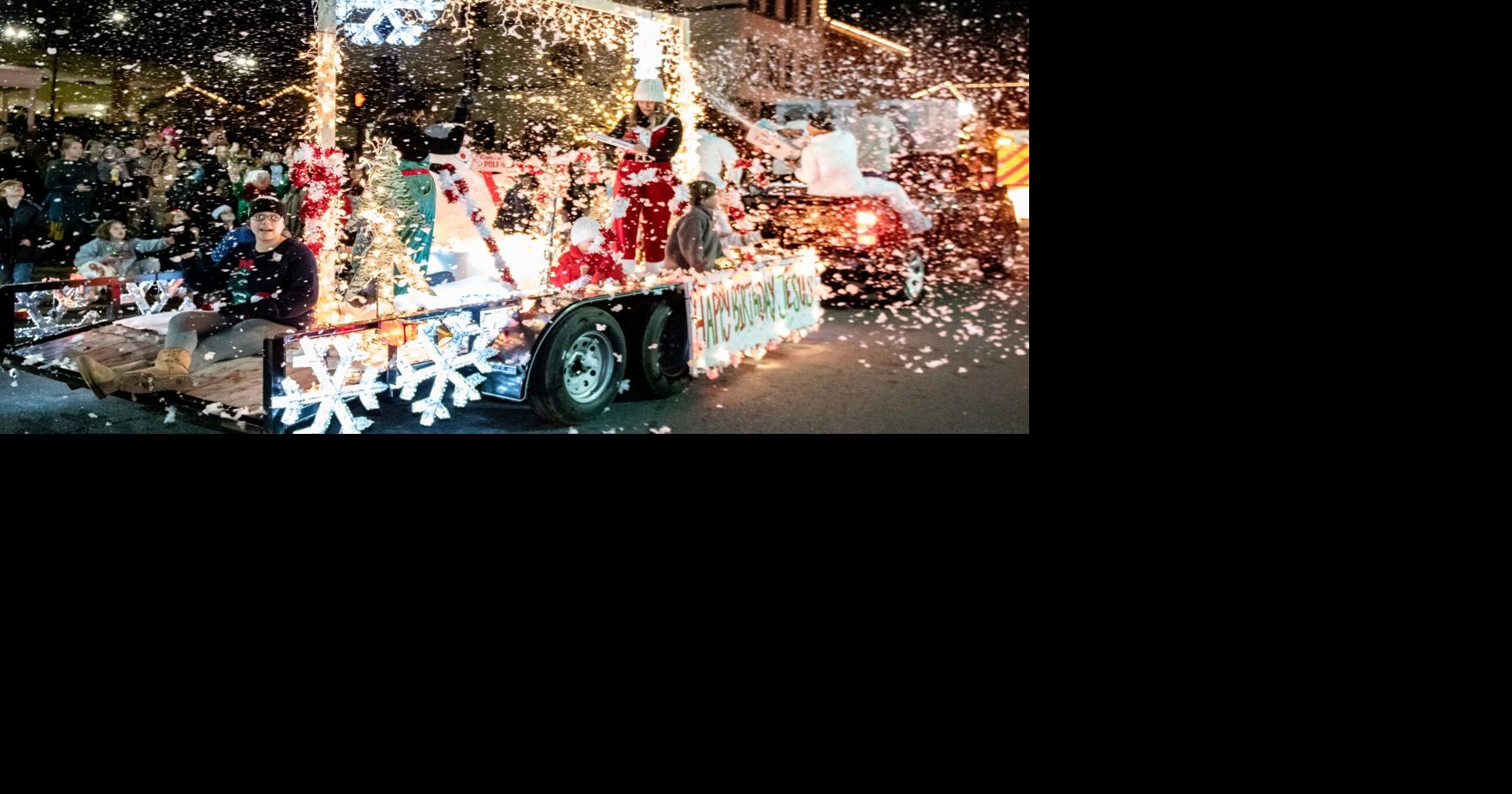 Christmas Parade Corning Ny 2022 Christmas Parade Draws Thousands To Downtown Calhoun | Gordon Life |  Northwestgeorgianews.com