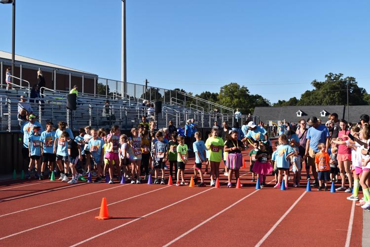 Crowds turn out for Unity Run 2022 Local