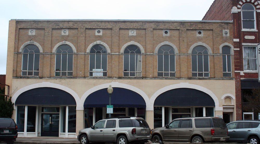 With few vacancies in downtown Rome, apartment life is growing in popularity Business