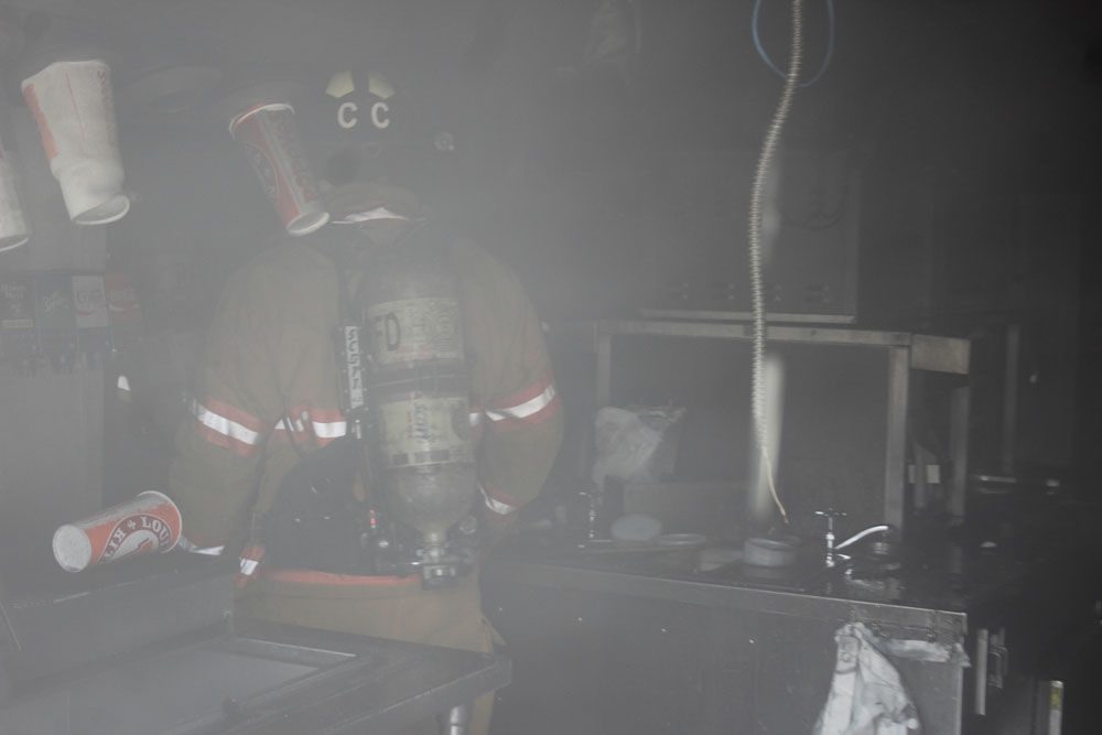 Update Fire causes extensive damage to Popeyes on Shorter Avenue