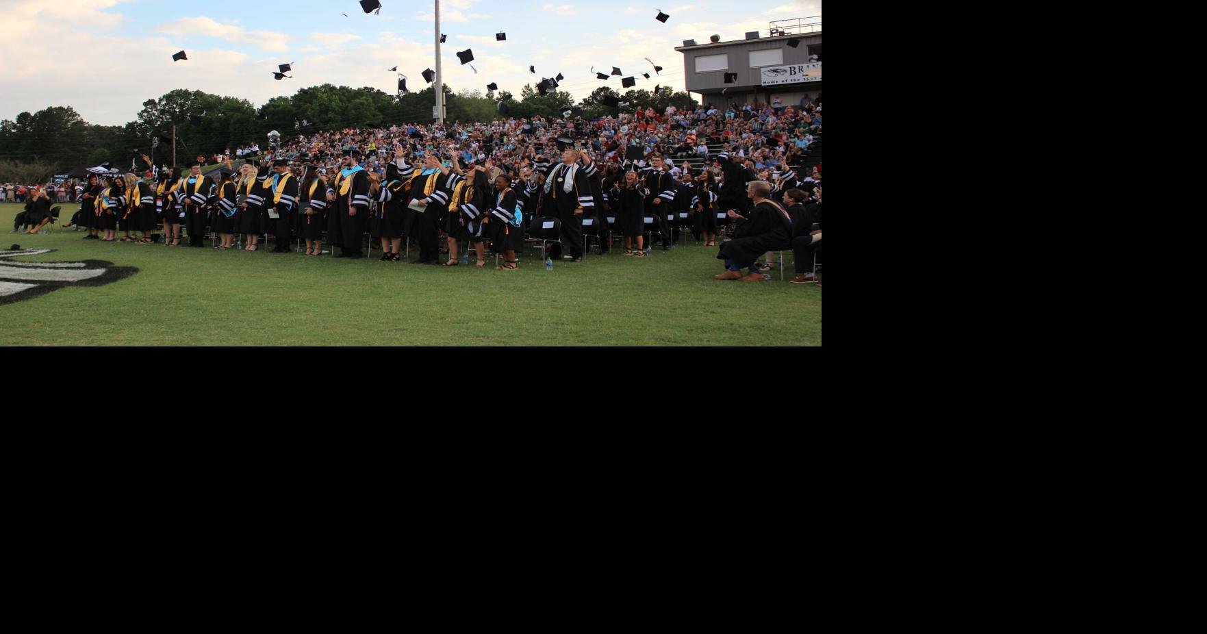 Coosa High celebrates Class of 2021 at graduation ceremony Local News
