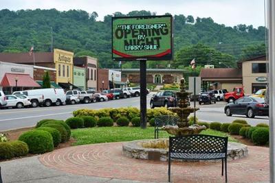 Ringgold Mayor Calls Special Meeting To Discuss City S Downtown Electronic Sign Catwalkchatt Northwestgeorgianews Com