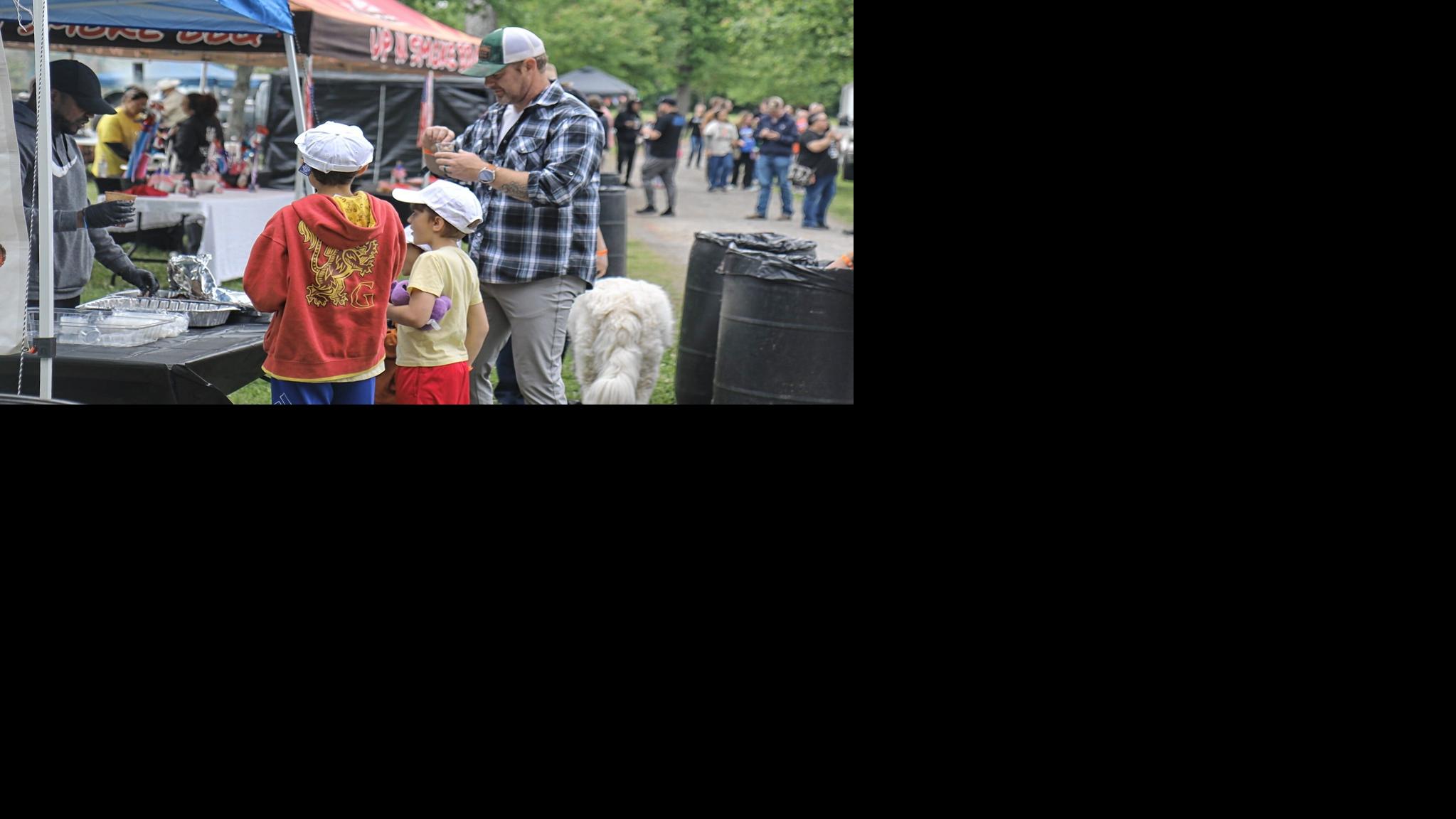 Hundreds gather at Ridge Ferry Park for Backyard BBQ Bash | Local News ...