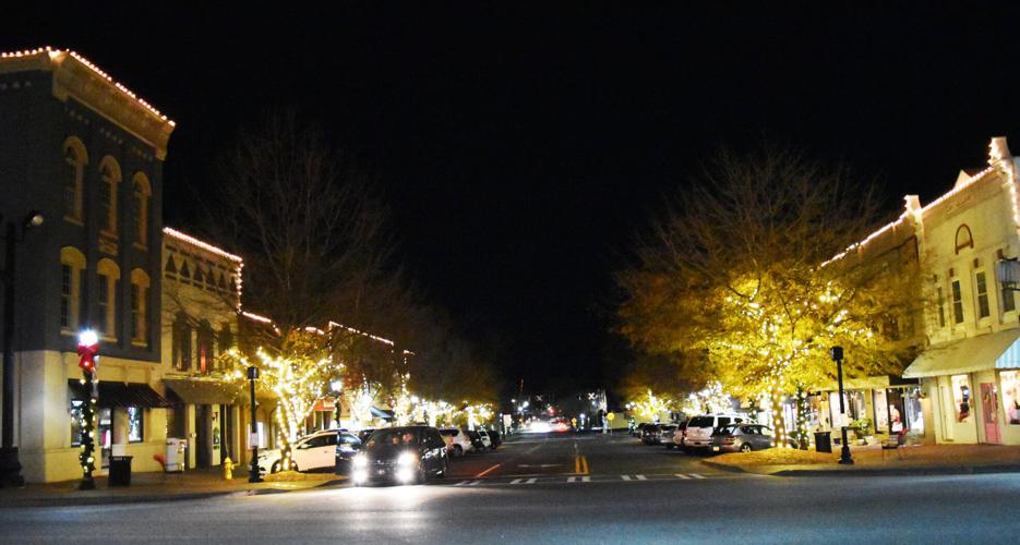 Downtown decorations! Gordon Life