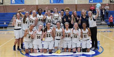 College Basketball Cheeks Helps Reinhardt Finish Atop Aac Clinch