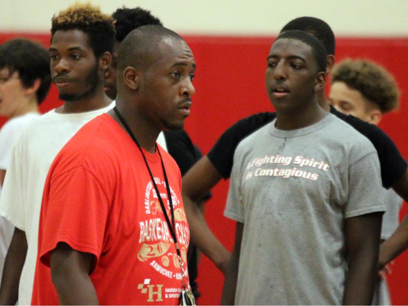 Prep Basketball Wolves Get Into Start Of Something New High