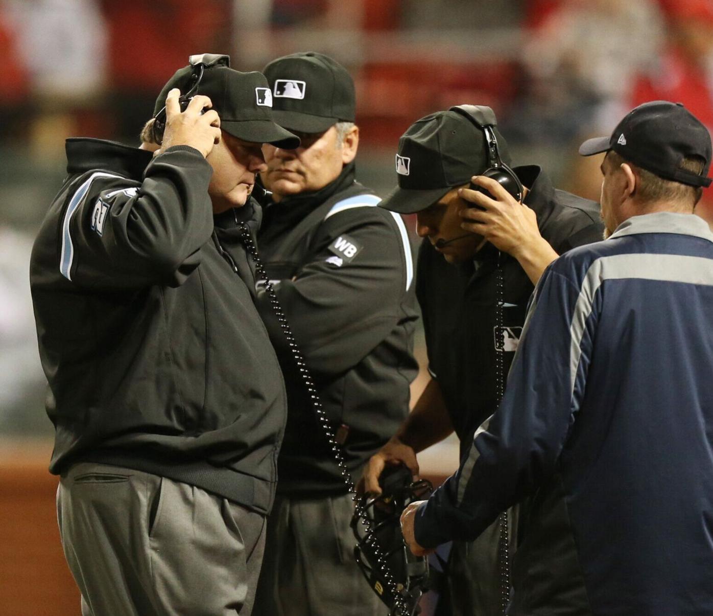 MLB umpires to use microphones to announce replay review decisions