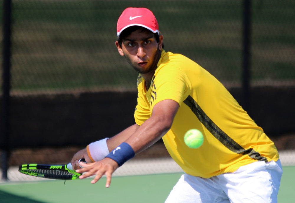 0704Tennis1.jpg