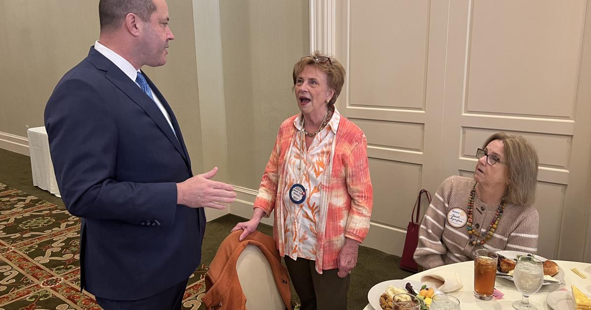 Carr discusses crime, data centers and transparency during Rome visit