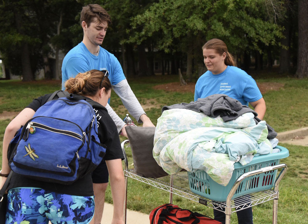 GHP students move in at Berry