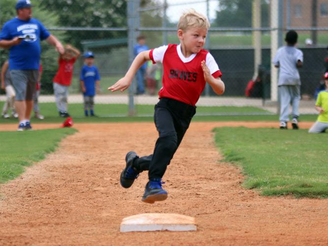 MLb Youth Baseball Camp Gallery