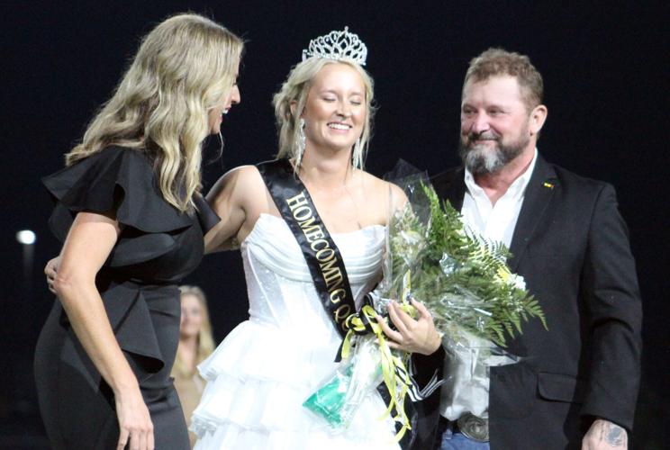 Sanders crowned RHS Homecoming queen | | northwestgeorgianews.com Sanders crowned RHS Homecoming queen | | northwestgeorgianews.com
