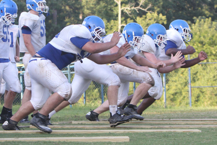 Football: Armuchee High Practice | Photos | Northwestgeorgianews.com