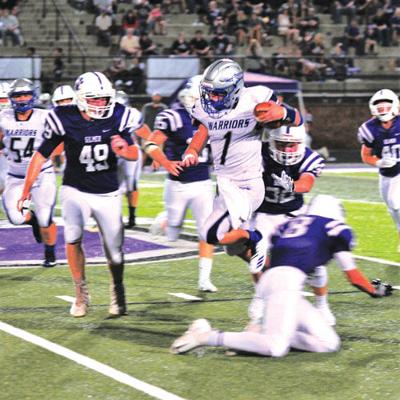Prep Football Warriors Roll To Road Win Vs Gilmer High School