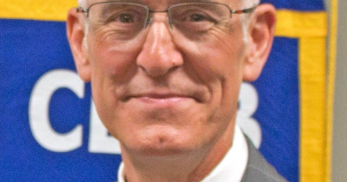 Walker School Board Delays Decision on Superintendent's Future | News ...