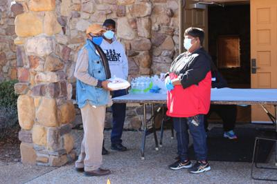 Volunteers help feed community in honor of Martin Luther King Jr. Day