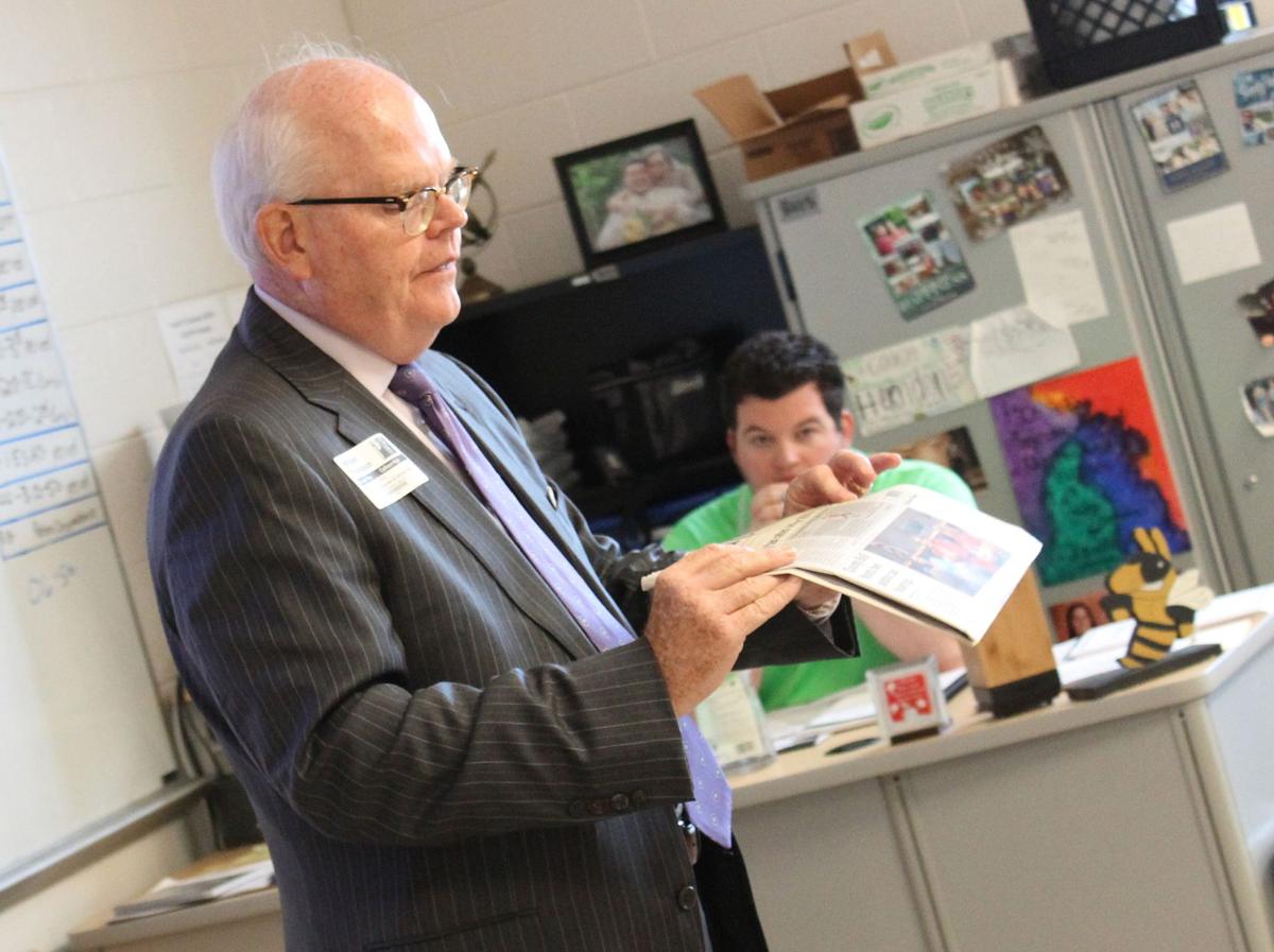 Attorney Bill Thompson gives CHS volunteer students crash course in