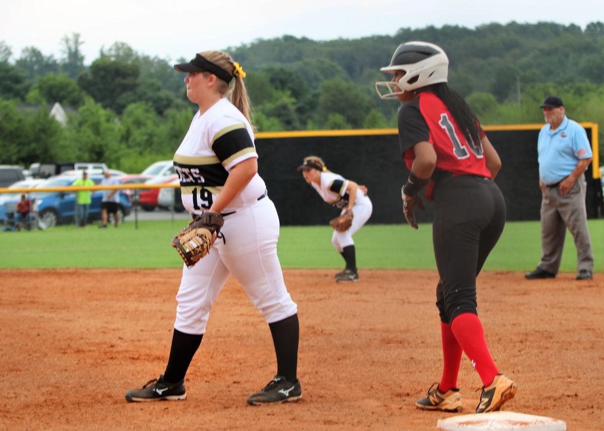 SOFTBALL Rockmart wins first round against Cedartown Local