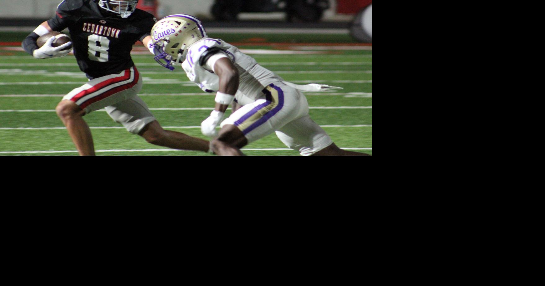 FOOTBALL Cedartown Hits Snag in Loss to Cartersville Sports