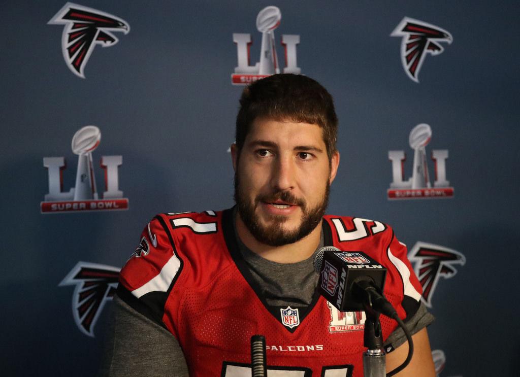 Alex Mack, former Falcons center, retiring after 13 NFL seasons