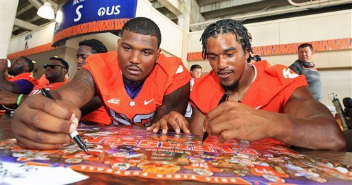 Corey Crawford, Vic Beasley