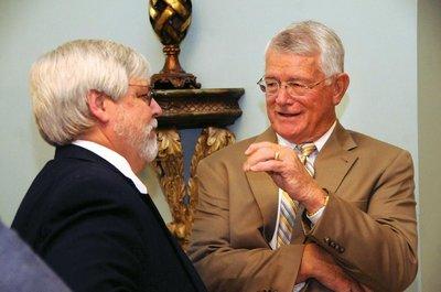 Former NFL coach Dan Reeves speaks about ups, downs of marriage, The Rome  News-Tribune