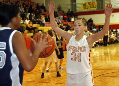 Lady Wolves Breeze To First Round Win Rome