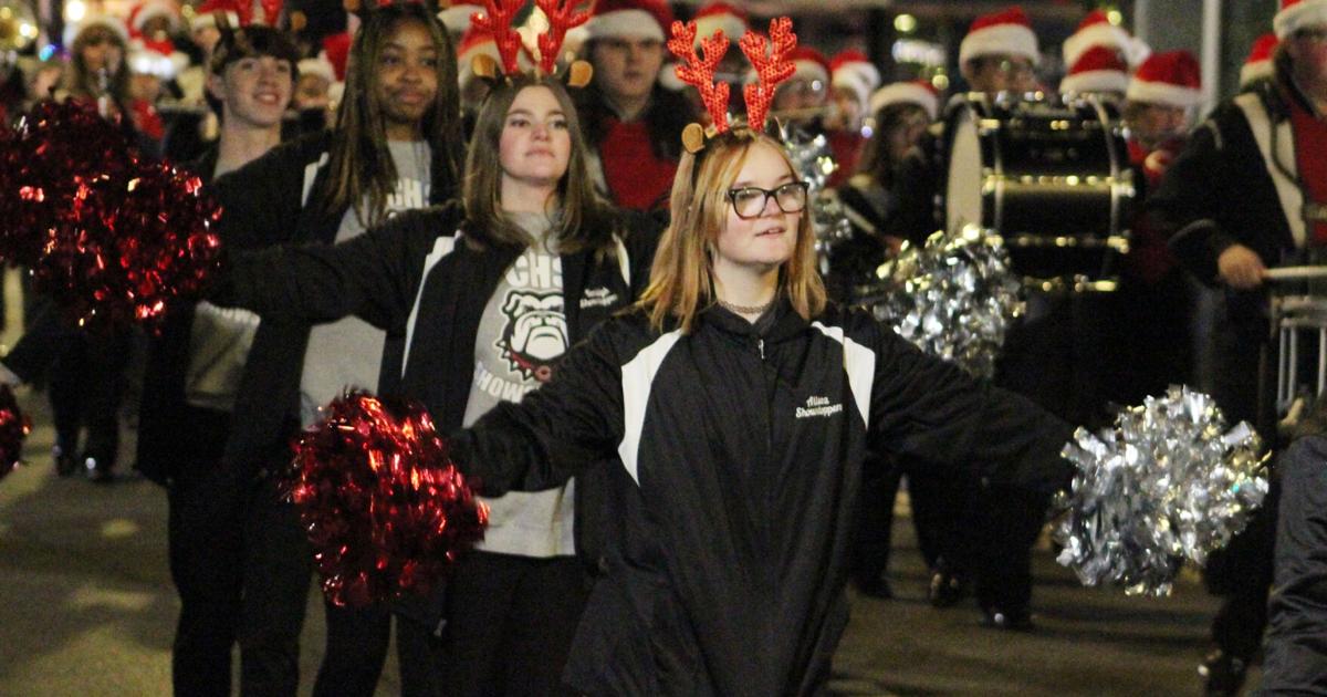 Cedartown Christmas Parade Rings In the Holiday Season