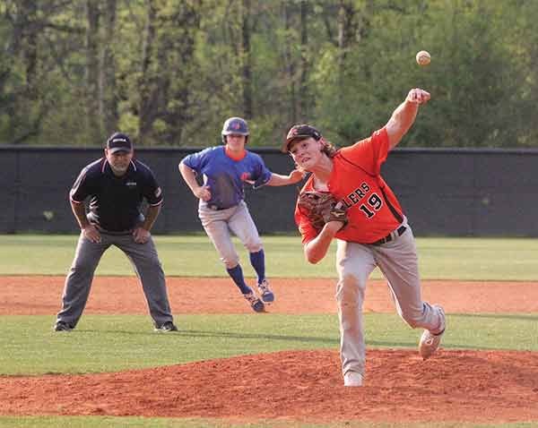 BASEBALL: Northwest sweeps LaFayette to maintain hold on first place ...