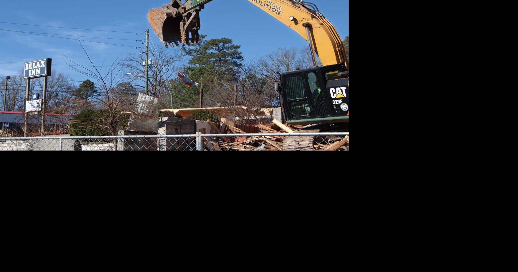 Demolition on Relax Inn site begins | Local News | northwestgeorgianews.com